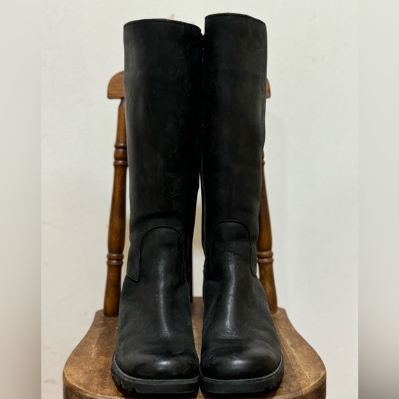 Ugg boots - Picture 3 of 5